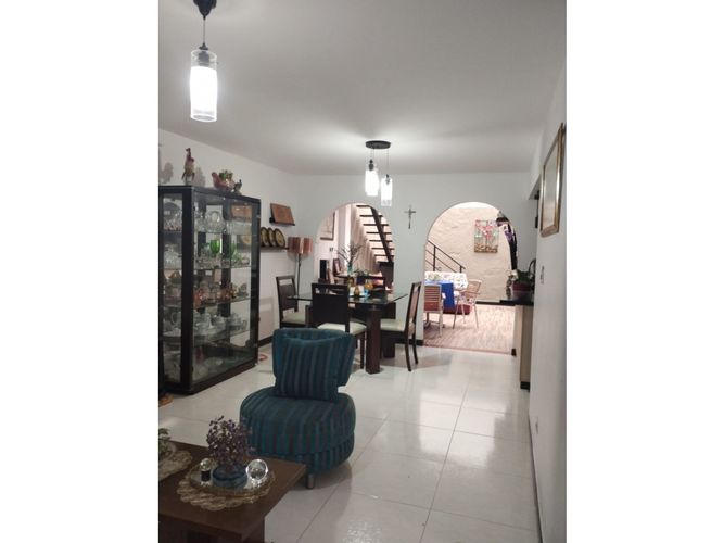 Apartamento de 3 alcobas en venta en Cuarto De Legua - Guadalupe, Cali, 187 m² · foto 3 de 24