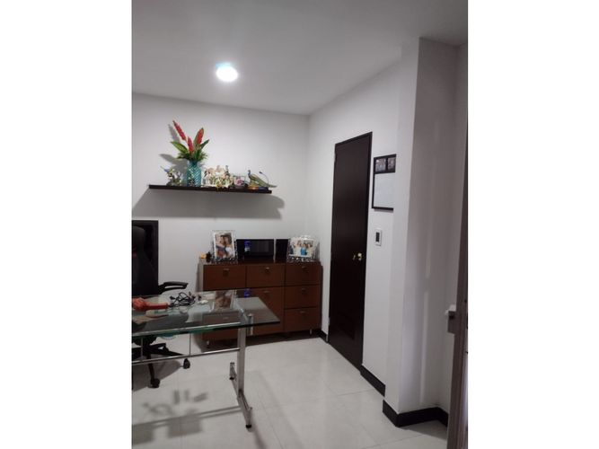 Apartamento de 3 alcobas en venta en Cuarto De Legua - Guadalupe, Cali, 187 m² · foto 10 de 24