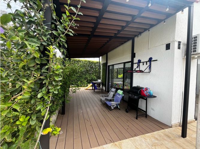 Casa de 5 alcobas en venta en La Morada, Jamundí, 300 m² · foto 4 de 15
