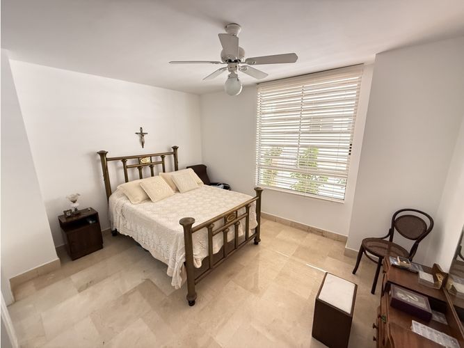 Apartamento de 3 alcobas en venta en Santa Teresita, Cali, 233 m² · foto 10 de 24