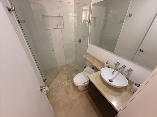 Apartamento de 3 alcobas en venta en Santa Teresita, Cali, 233 m² · foto 11 de 24