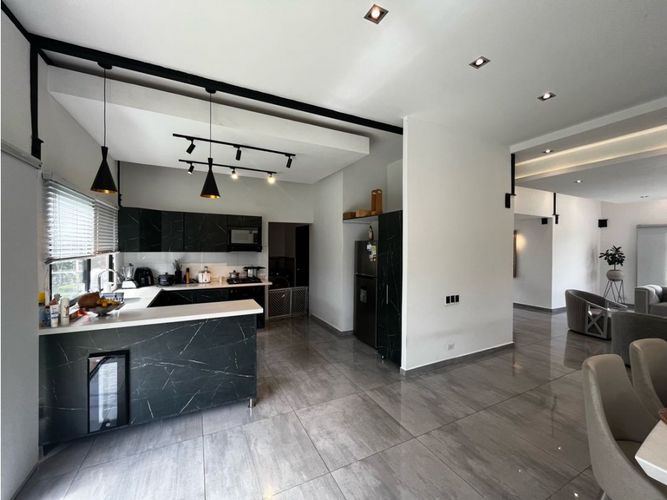 Casa de 5 alcobas en venta en La Morada, Jamundí, 300 m² · foto 7 de 15