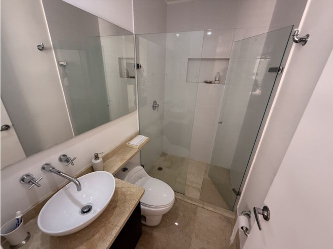 Apartamento de 3 alcobas en venta en Santa Teresita, Cali, 233 m² · foto 14 de 24