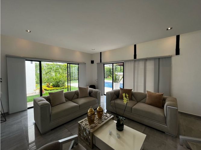 Casa de 5 alcobas en venta en La Morada, Jamundí, 300 m² · foto 11 de 15