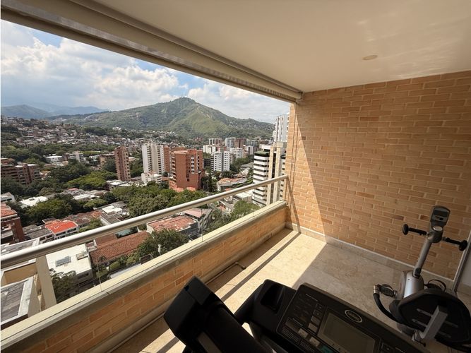 Apartamento de 3 alcobas en venta en Santa Teresita, Cali, 233 m² · foto 21 de 24