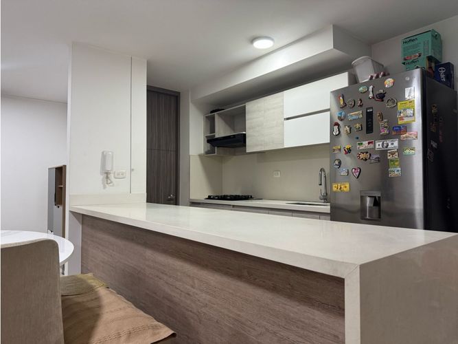 Apartamento de 3 alcobas en venta en Valle Del Lili, Cali, 93 m² · foto 5 de 12