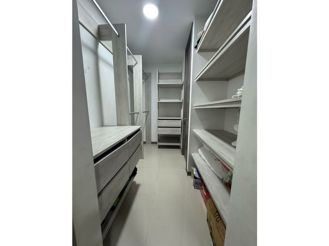 Apartamento de 3 alcobas en venta en Valle Del Lili, Cali, 93 m² · foto 8 de 12