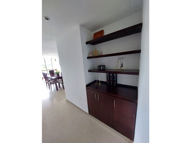 Apartamento de 4 alcobas en venta en La Hacienda, Cali, 100 m² · foto 3 de 14