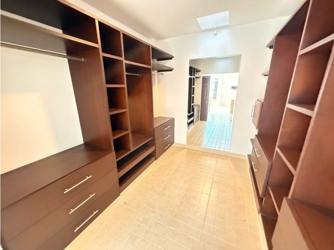 Casa de 5 alcobas en venta en Las Mercedes, Jamundí, 450 m² · foto 10 de 24