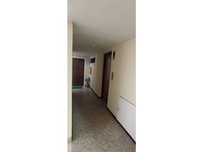 Apartamento de 2 alcobas en venta en Santa Teresita, Cali, 70 m² · foto 16 de 20