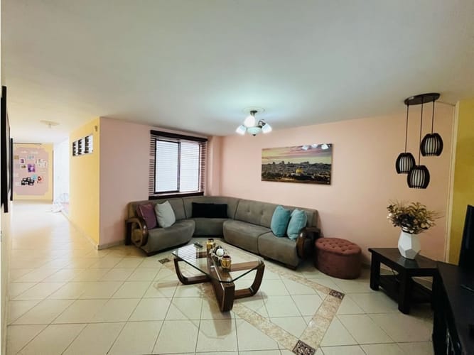 Edificio en venta en Laureles, Medellín, 800 m² · foto 15 de 24