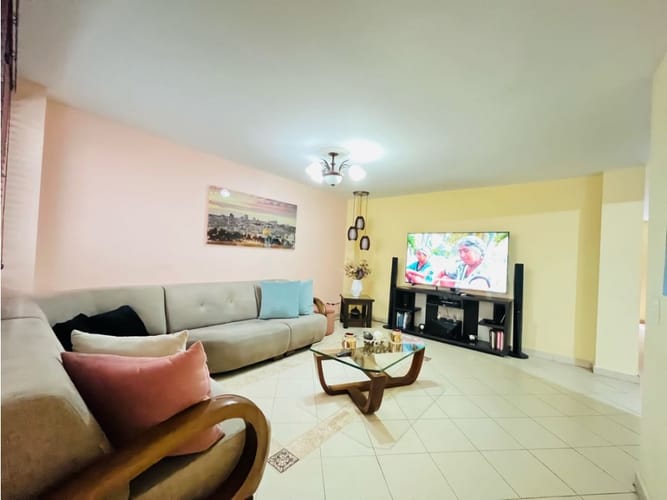 Edificio en venta en Laureles, Medellín, 800 m² · foto 17 de 24