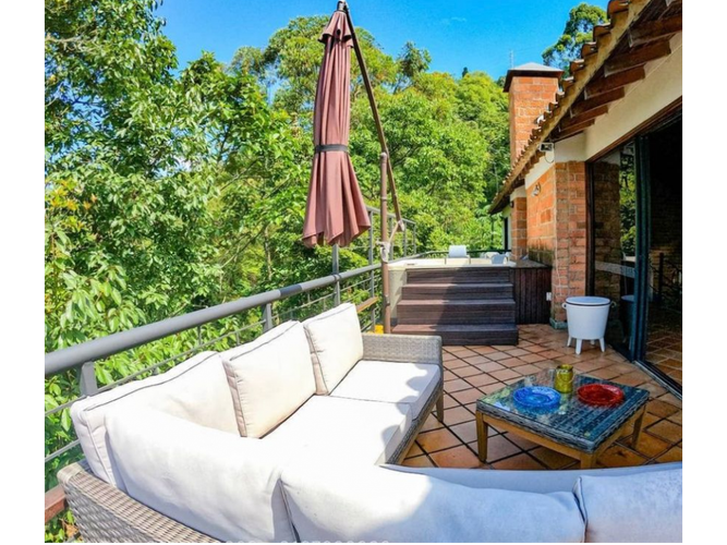 Casa de 7 alcobas en venta en Vereda La Doctora, Sabaneta, 470 m² · foto 5 de 11
