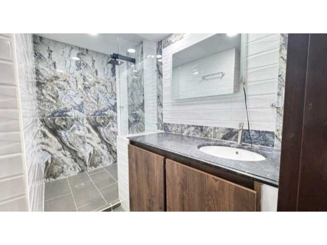 Apartamento de 5 alcobas en venta en Centro Administrativo, Medellín, 329 m² · foto 9 de 24