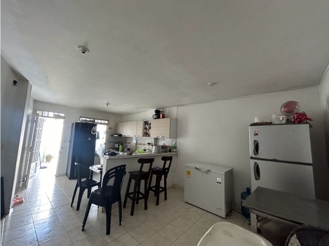 Casa de 3 alcobas en venta en Bretaña, Cali, 406 m² · foto 15 de 19
