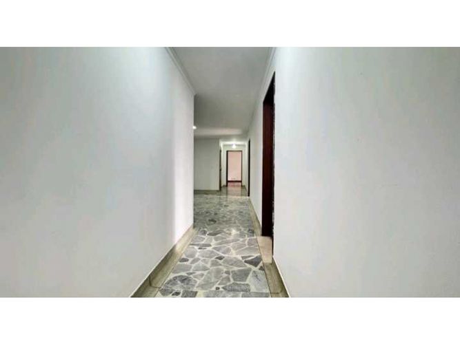 Apartamento de 5 alcobas en venta en Centro Administrativo, Medellín, 329 m² · foto 17 de 24