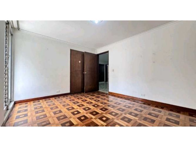 Apartamento de 5 alcobas en venta en Centro Administrativo, Medellín, 329 m² · foto 18 de 24