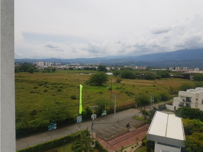 Apartamento de 3 alcobas en venta en Cr. La Arboleda, Jamundí, 62 m² · foto 11 de 13