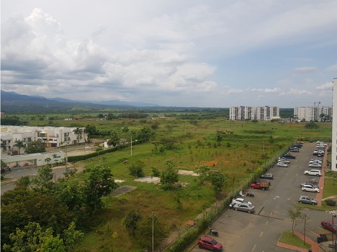 Apartamento de 3 alcobas en venta en Cr. La Arboleda, Jamundí, 62 m² · foto 12 de 13
