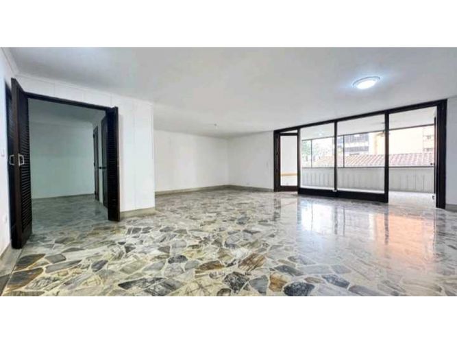 Apartamento de 5 alcobas en venta en Centro Administrativo, Medellín, 329 m² · foto 20 de 24