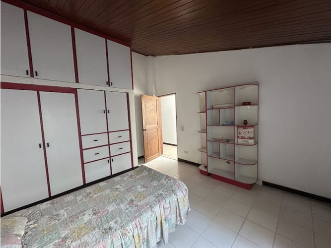 Casa de 4 alcobas en venta en El Ingenio, Cali, 350 m² · foto 11 de 24