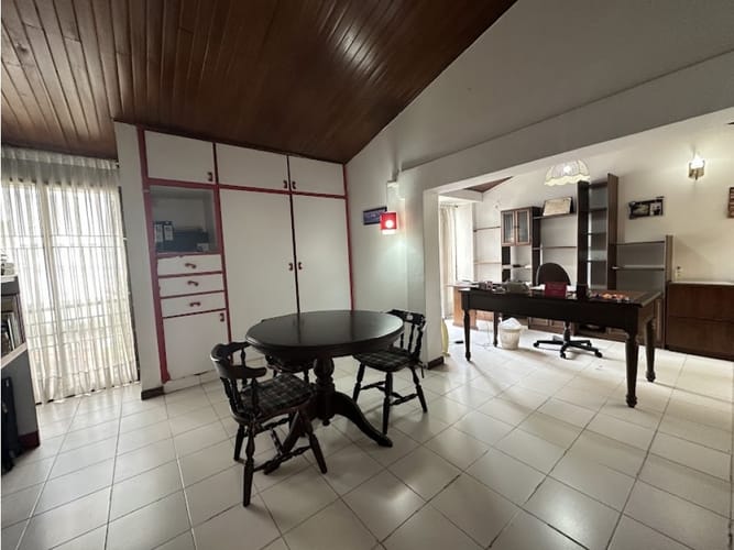 Casa de 4 alcobas en venta en El Ingenio, Cali, 350 m² · foto 18 de 24