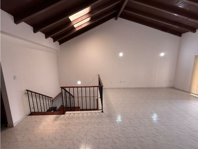 Casa de 3 alcobas en venta en Ciudad Jardin, Cali, 222 m² · foto 6 de 24