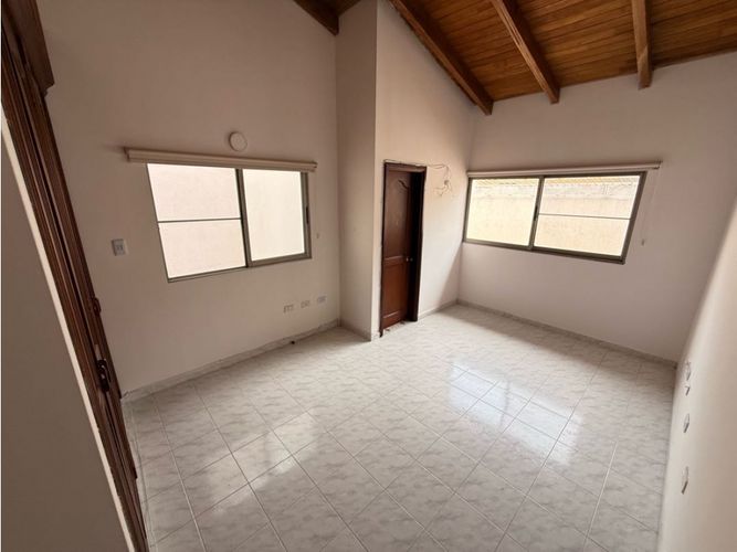 Casa de 3 alcobas en venta en Ciudad Jardin, Cali, 222 m² · foto 8 de 24