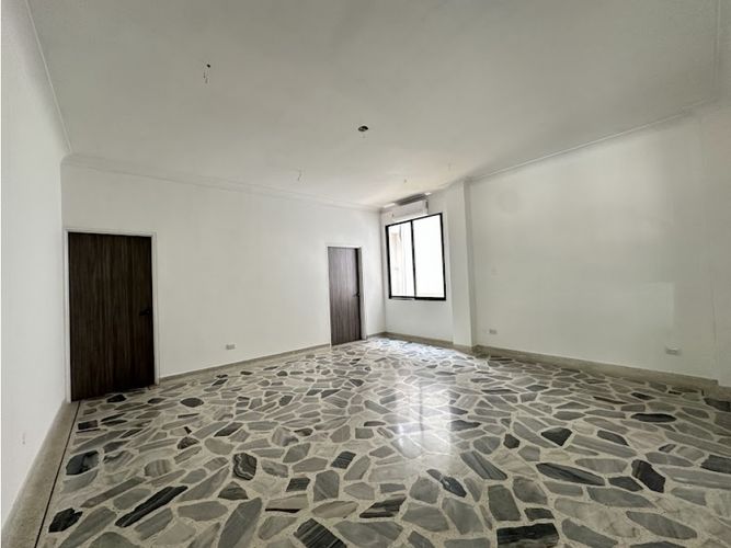 Casa de 8 alcobas en venta en Ciudad Jardin, Cali, 700 m² · foto 5 de 16