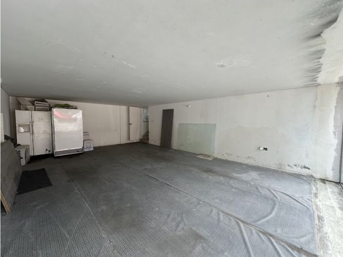 Casa de 8 alcobas en venta en Ciudad Jardin, Cali, 700 m² · foto 12 de 16