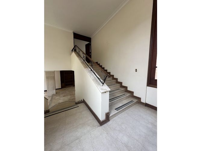 Casa de 5 alcobas en venta en Ciudad Jardin, Cali, 1380 m² · foto 7 de 24