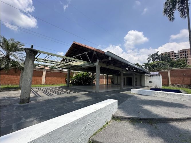 Casa de 5 alcobas en venta en Ciudad Jardin, Cali, 1380 m² · foto 12 de 24