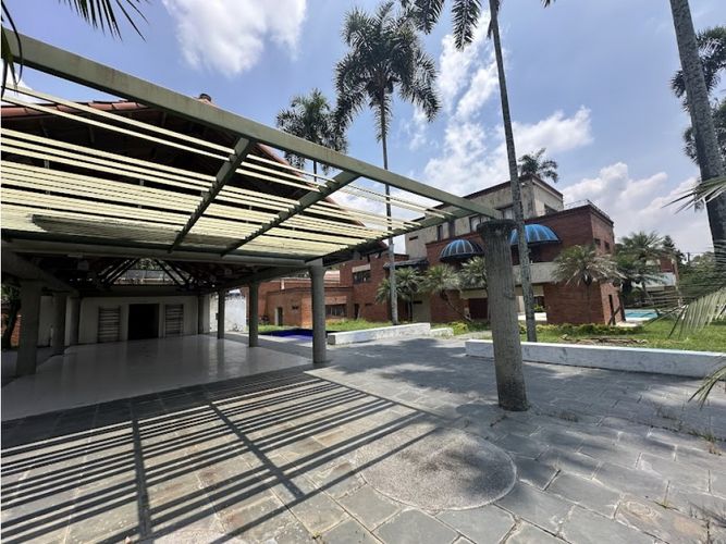 Casa de 5 alcobas en venta en Ciudad Jardin, Cali, 1380 m² · foto 15 de 24