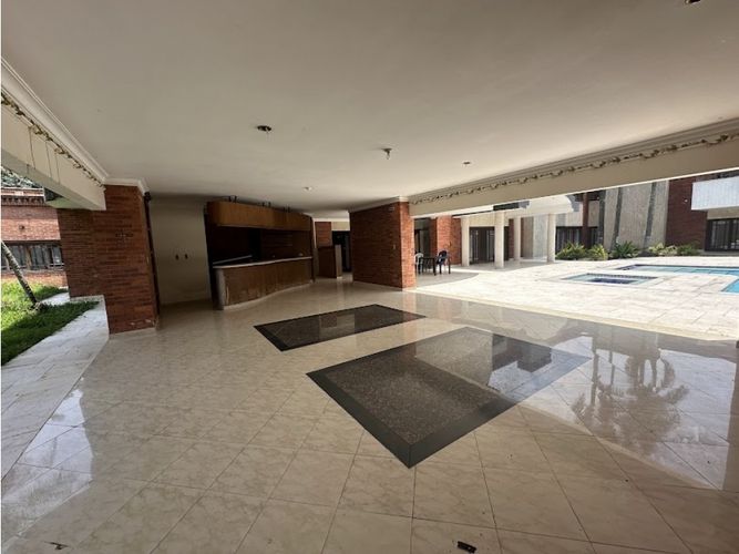 Casa de 5 alcobas en venta en Ciudad Jardin, Cali, 1380 m² · foto 20 de 24