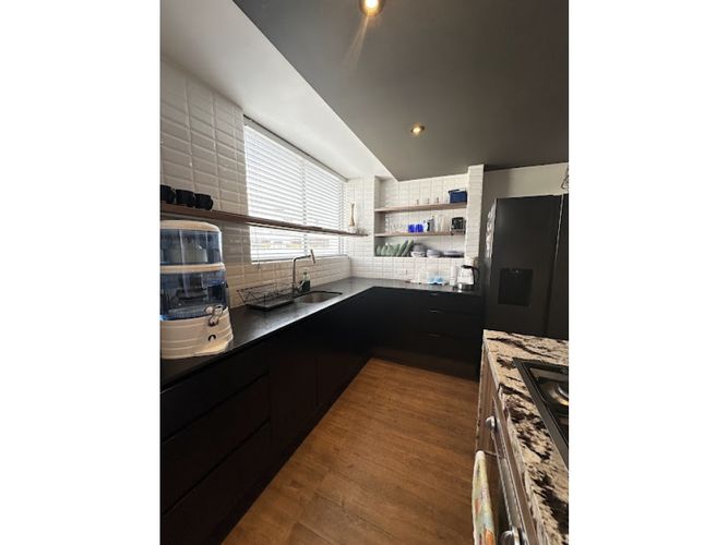 Apartamento de 2 alcobas en venta en Santa Teresita, Cali, 230 m² · foto 5 de 24