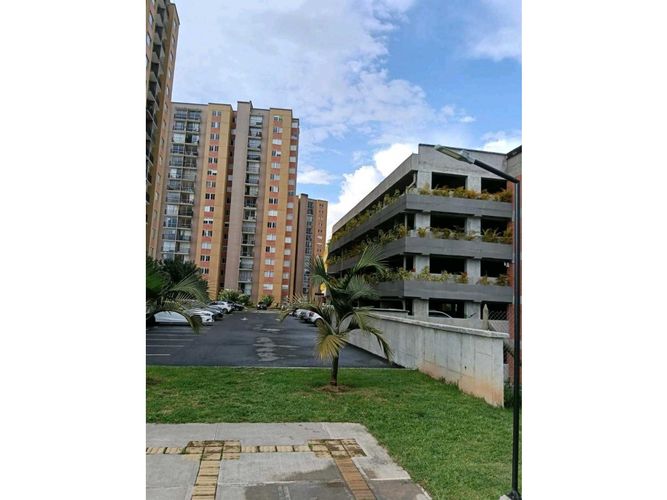 Apartamento de 3 alcobas en venta en Centro, Rionegro, 56 m² · foto 14 de 14