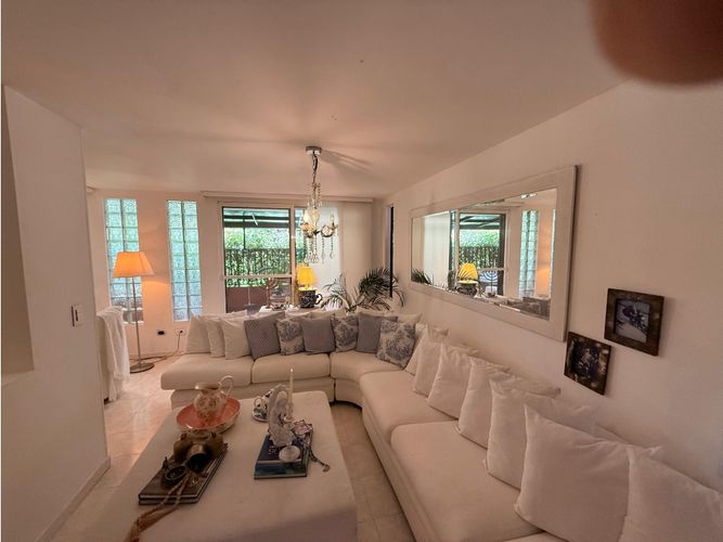 Casa de 3 alcobas en venta en El Castillo, Jamundí, 195 m² · foto 16 de 24
