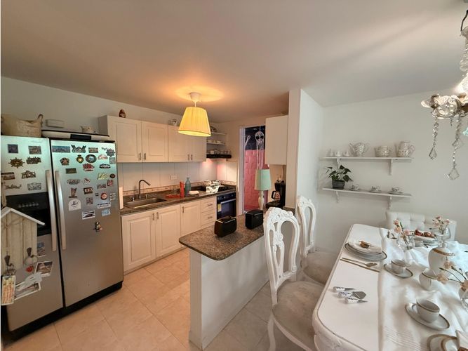 Casa de 3 alcobas en venta en El Castillo, Jamundí, 195 m² · foto 18 de 24