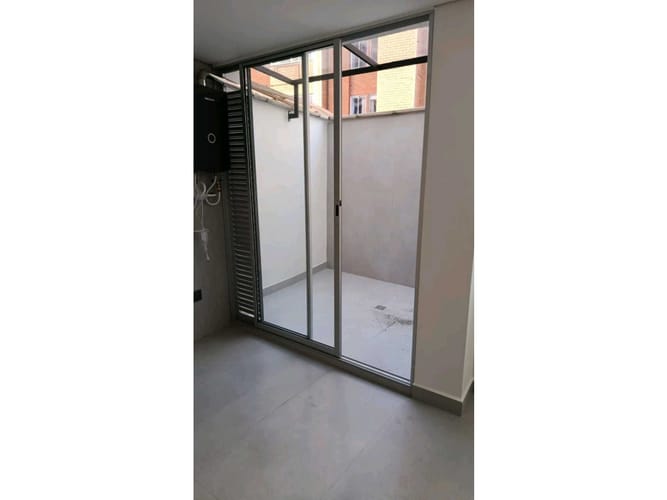 Apartamento de 3 alcobas en venta en Lorena, Medellín, 220 m² · foto 8 de 24