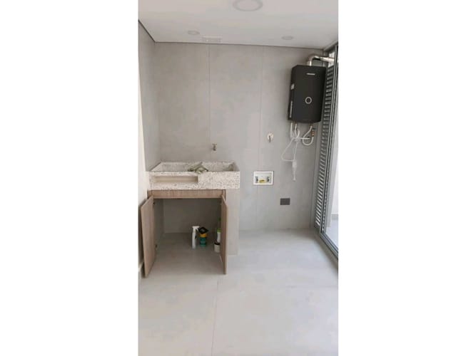 Apartamento de 3 alcobas en venta en Lorena, Medellín, 220 m² · foto 11 de 24