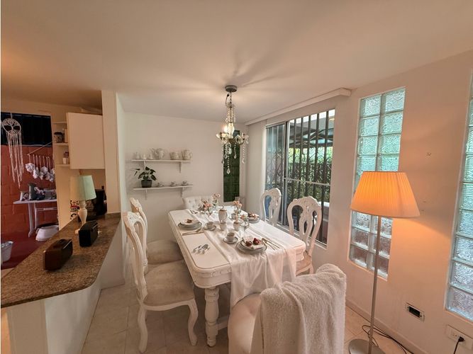 Casa de 3 alcobas en venta en El Castillo, Jamundí, 195 m² · foto 22 de 24
