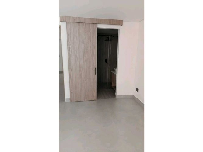 Apartamento de 3 alcobas en venta en Lorena, Medellín, 220 m² · foto 13 de 24