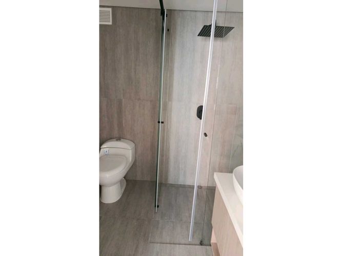 Apartamento de 3 alcobas en venta en Lorena, Medellín, 220 m² · foto 15 de 24