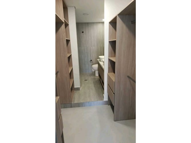 Apartamento de 3 alcobas en venta en Lorena, Medellín, 220 m² · foto 21 de 24