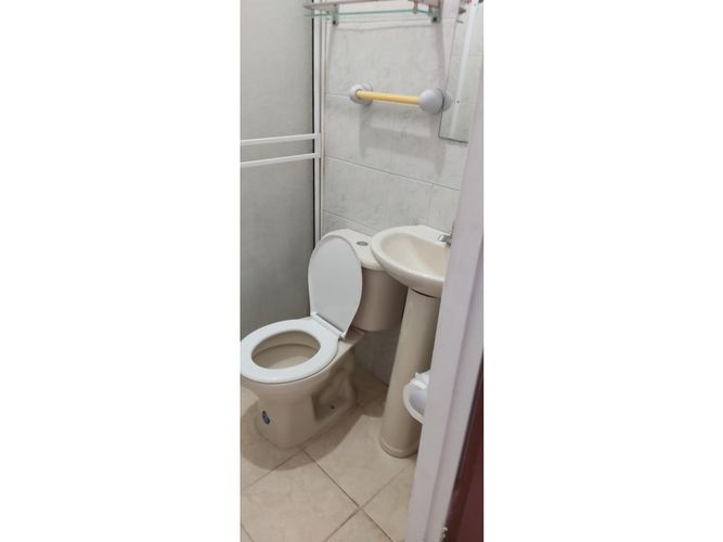 Casa de 13 alcobas en venta en Santa Anita, Cali, 525 m² · foto 3 de 9
