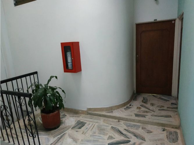Casa de 13 alcobas en venta en Santa Anita, Cali, 525 m² · foto 8 de 9