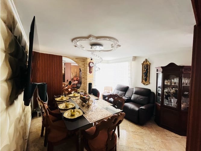 Apartamento de 4 alcobas en venta en Las Acacias, Medellín, 112 m² · foto 3 de 15