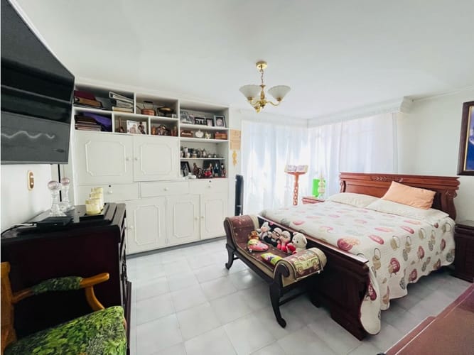 Apartamento de 4 alcobas en venta en Las Acacias, Medellín, 112 m² · foto 7 de 15