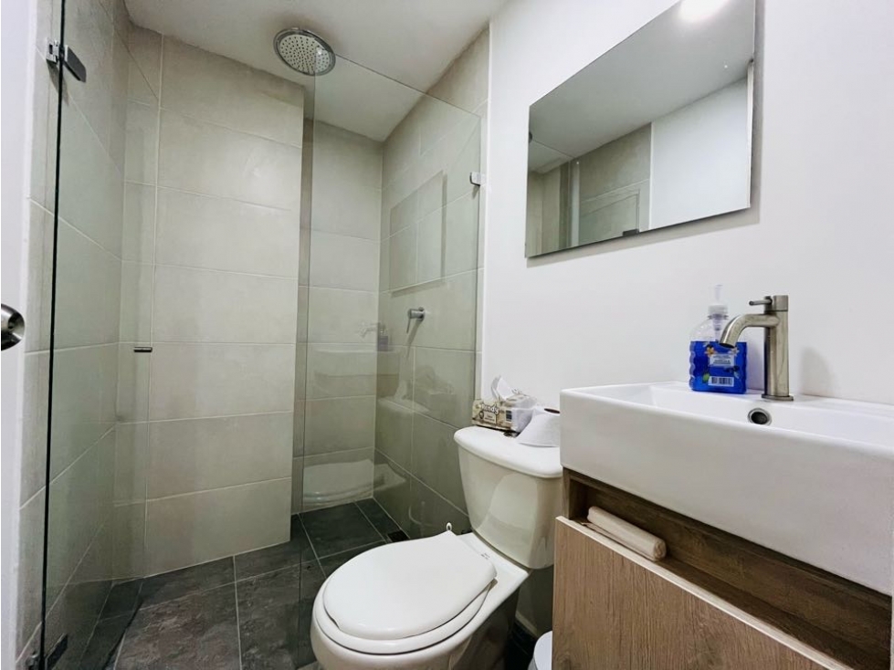 Apartamento en venta en Bombona No.1, Medellín · foto 8 de 13