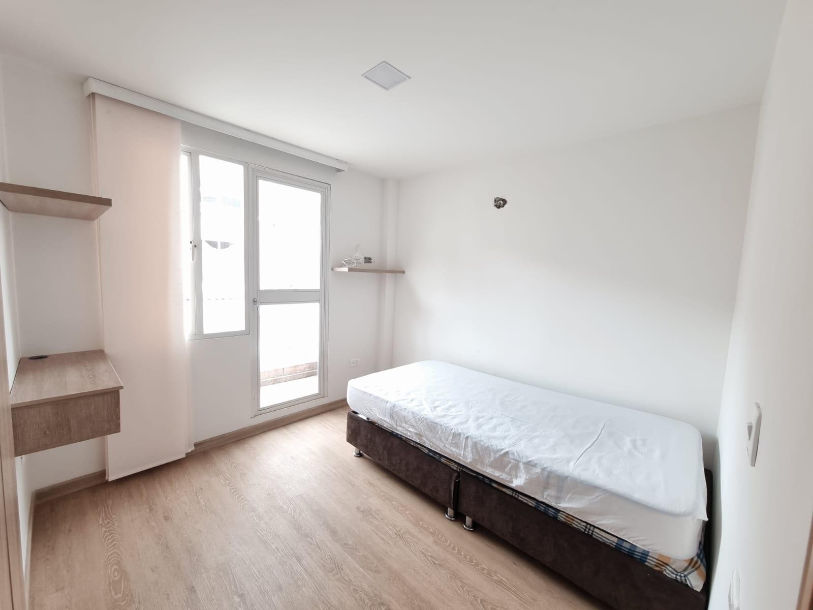 Casa en venta en Villas De Granada, Bogotá · foto 18 de 24